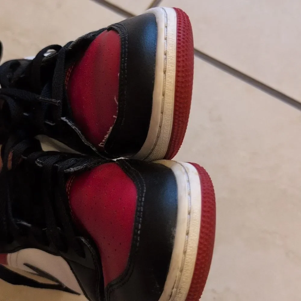 Nike Air Jordan 1 Low Bred Toe 2.0 Youth Kids Sneakers Black Red White Size 5.5Y